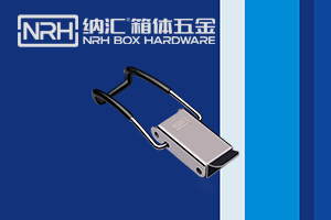 香蕉操逼视频