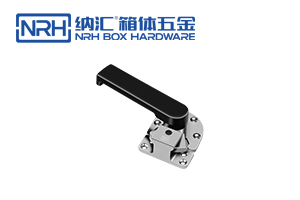 香蕉操逼视频
