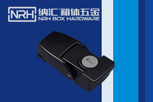 香蕉操逼视频